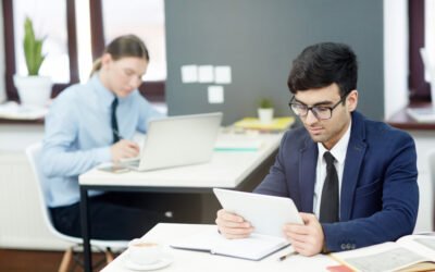 The Role of a Tax Accountant in Managing Compliance for Lawyers in Canada