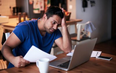 The Hidden Financial Mistakes That Can Slow Down Professional Growth in Canada